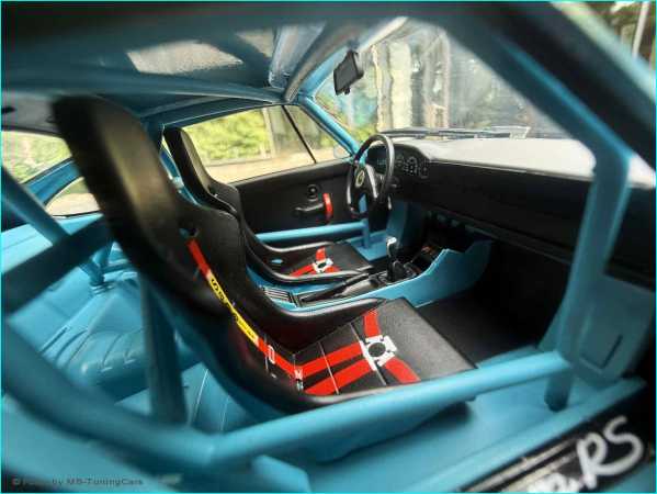 1:18  Porsche 911 993 Clubsport 1997 - BabyBlue - mit 3tlg.Porsche Alufelgen = OVP